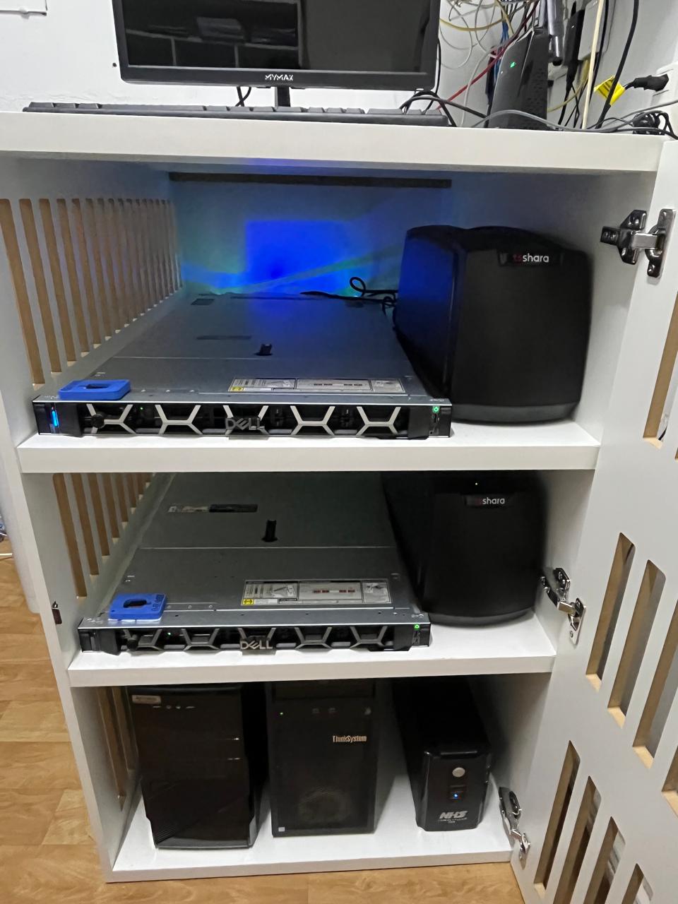 Rack de servidores montado pela Perondi Tech em Sananduva RS